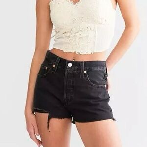 Levi's 501 W30 (US 9/10) Denim Women’s Shorts Black High Rise 56327-0112